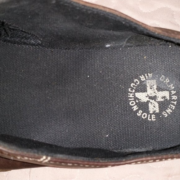 DR MARTENS LOAFERS...VINTAGE.... LIKE NEW main image 5